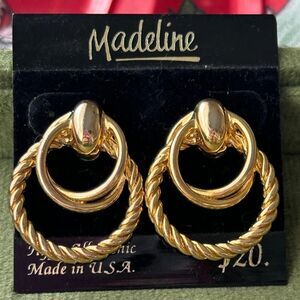 Vintage New Old Stock Madeline Gold Tone Hoop Stud Earrings
